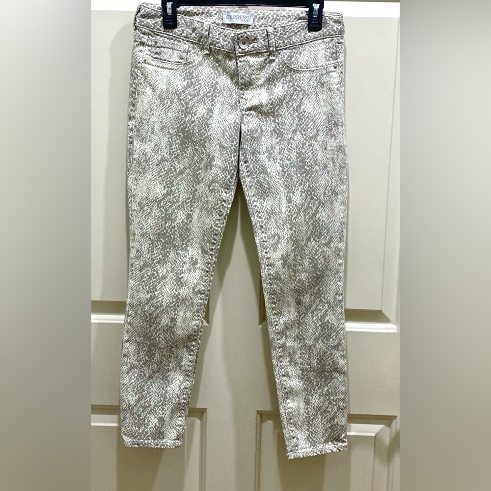 Express Jeans Stella Ankle Grey Cream Snakeskin 4 Edgy Modern Boho Chic Jeans